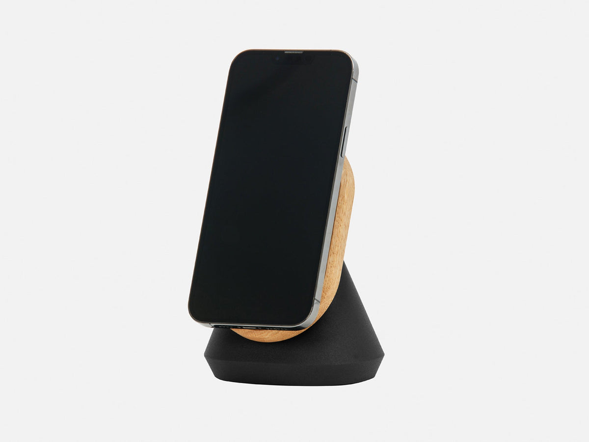 MagSafe Stand